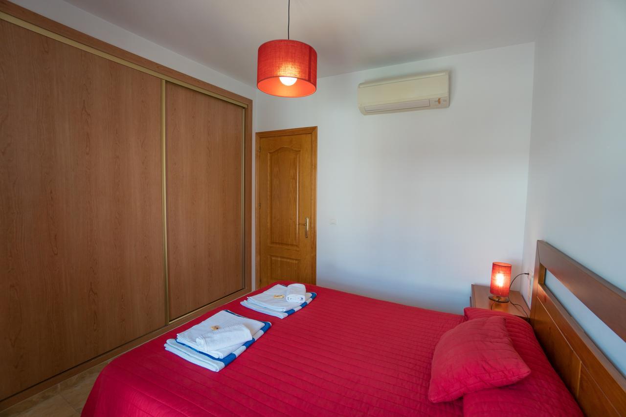 Apartamentos Manuel Martin Nerja Esterno foto