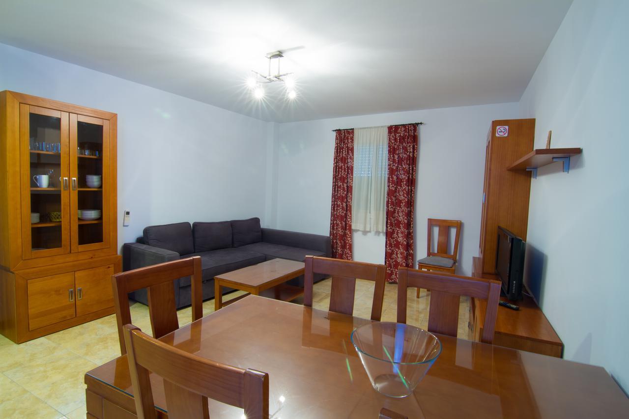 Apartamentos Manuel Martin Nerja Esterno foto