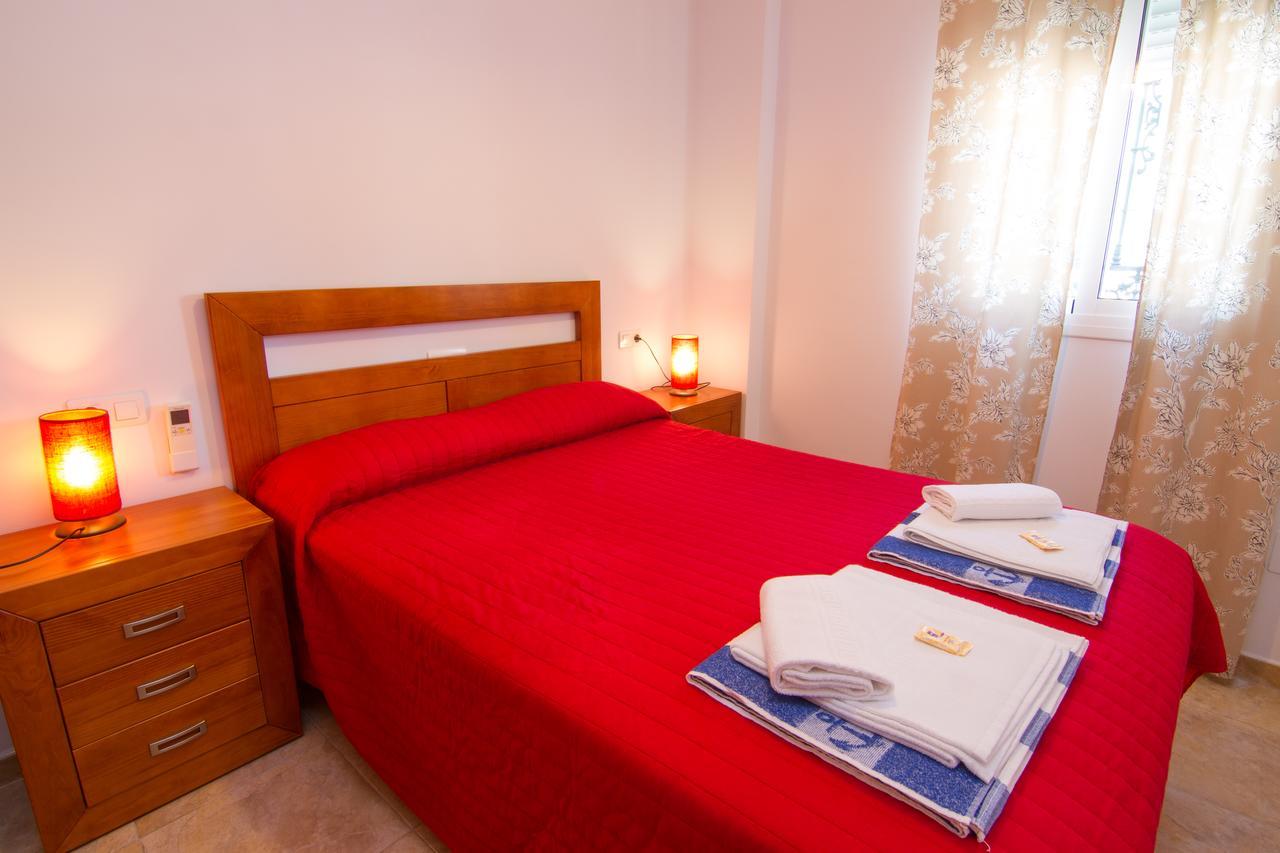 Apartamentos Manuel Martin Nerja Esterno foto